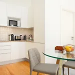 EXKLUSIVE Bandeira 1018 Apartments